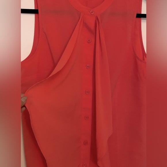 Sleeveless mandarin collar ruffles blouse - Picture 2 of 3